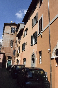 Vicolo_del_Piede-Palazzo_al_n_24