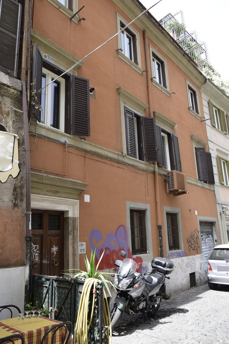 Vicolo_del_Quartiere-Palazzo_al_n_2