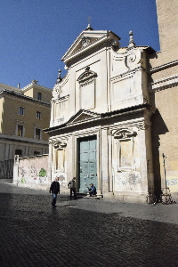 Piazza_di_S_Callisto-Chiesa_omonima