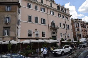 Piazza_di_S_Callisto-Palazzo_al_n_9