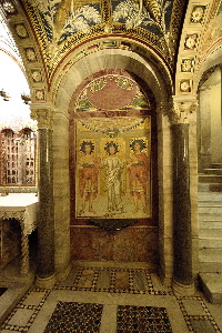 Piazza_di_S_Cecilia-Chiesa_omonima-Cripta (11)