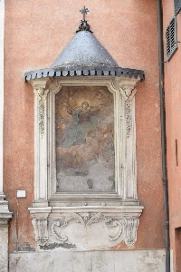 Piazza_di_S_Egidio-Chiesa_omonima-Edicola (2)