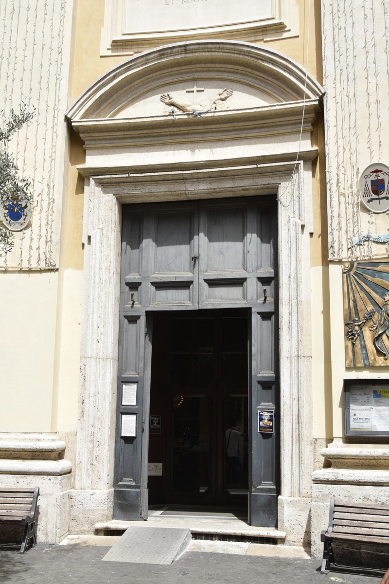 Via_di_S_Dorotea-Chiesa_omonima-Ingresso