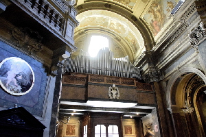 Via_di_S_Dorotea-Chiesa_omonima-Organo