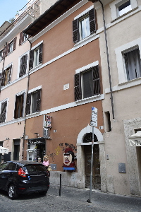 Via_di_S_Francesco_a_Ripa-Palazzo_al_n_15