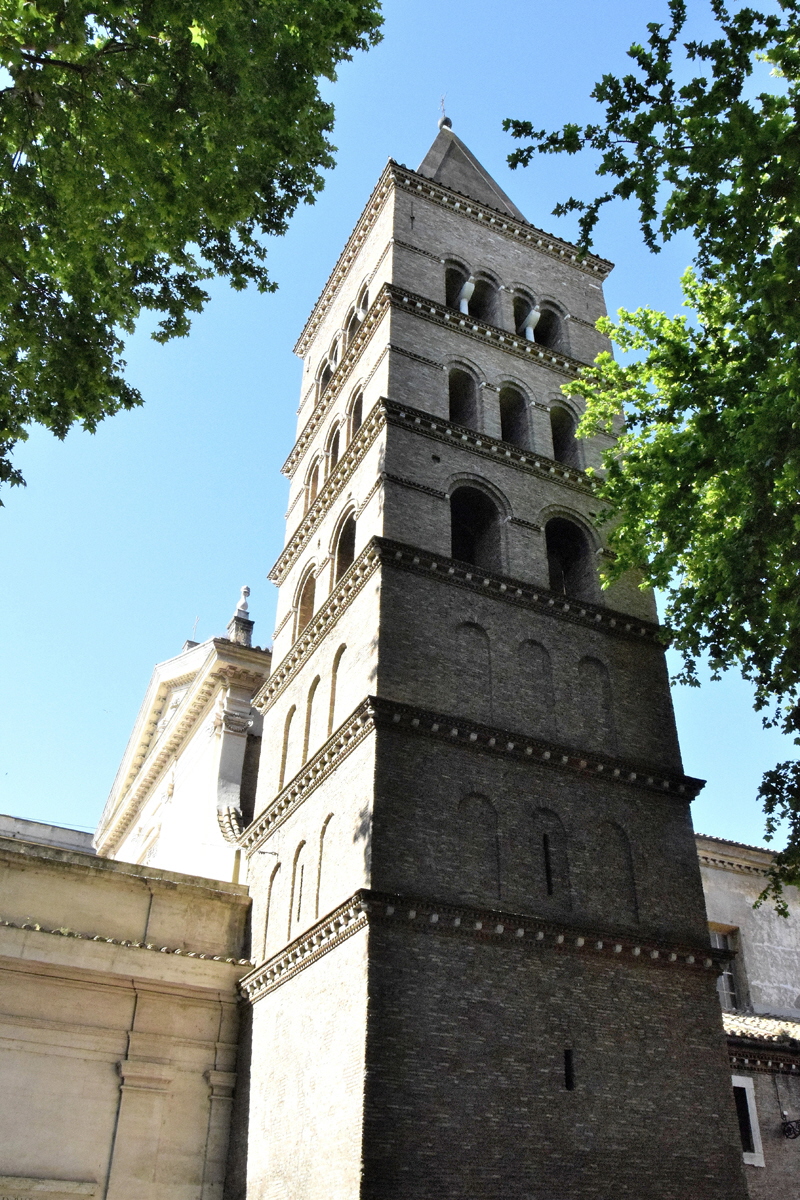 Viale_Trastevere-Chiesa_di_S_Crisogono-Campanile (2)