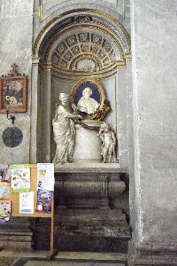Viale_Trastevere-Chiesa_di_S_Crisogono-Lapide_card_Giovanni_Millo-1757
