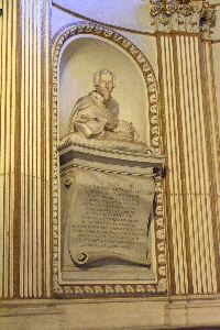 Viale_Trastevere-Chiesa_di_S_Crisogono-Monumento_card_Fausto_Polo-1653