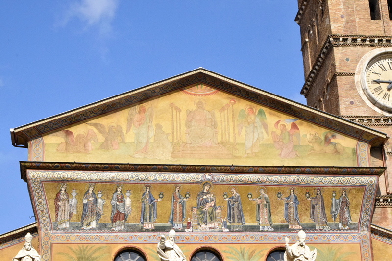 Piazza_di_S.Maria_in_Trastevere-Basilica_omonima-Frontespizio (12)