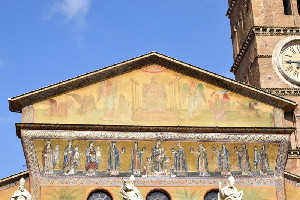 Piazza_di_S.Maria_in_Trastevere-Basilica_omonima-Frontespizio (12)