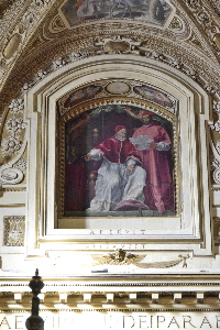 Piazza_di_S_Maria_in_Trastevere-Basilica_omonima-Cappella_Altems