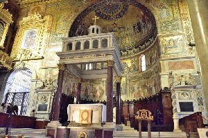 Piazza_di_S_Maria_in_trastevere-Basilica_omonima-Altare_maggiore (6)
