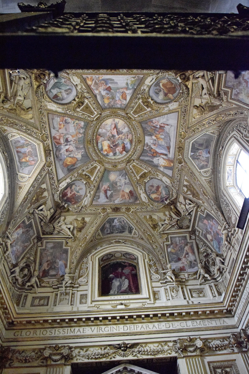 Piazza_di_S_Maria_in_trastevere-Basilica_omonima-Cappella_Altemps (5)