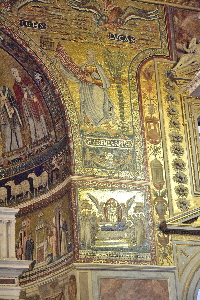 Piazza_di_S_Maria_in_trastevere-Basilica_omonima-Transetto (4)