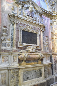 Piazza_di_S_Onofrio-Chiesa_omonima-Cappella_della_Madonna_di_Loreto-Mon_Card_Carlo_Madruzzo-1629