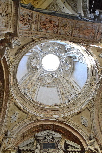Piazza_di_S_Pietro_in_Montorio-Chiesa_omonima-Cap_della_Pieta-Cupola