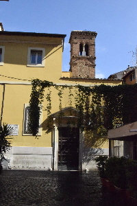 Piazza_di_S_Ruffina-Chiesa_omonima
