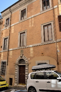 Salita_di_S_Onofrio-Palazzo_al_n_12