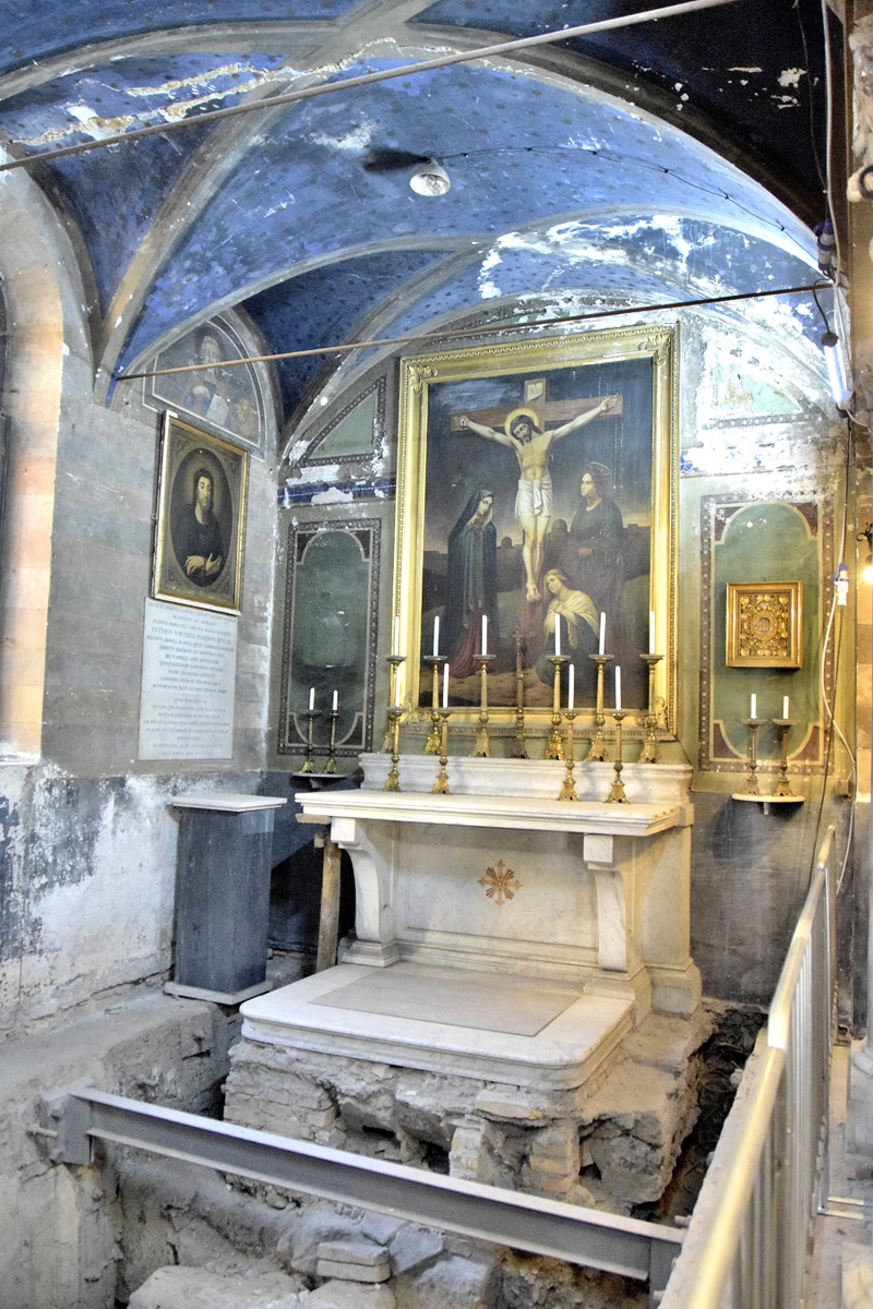 Vicolo_di_S_Maria_in_Cappella-Chiesa_omonima-Altare_sinistro