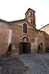 Vicolo_di_S_Maria_in_Cappella-Chiesa_omonima (6)
