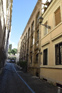 Vicolo_di_S_Onofrio-Palazzo_al_n_24