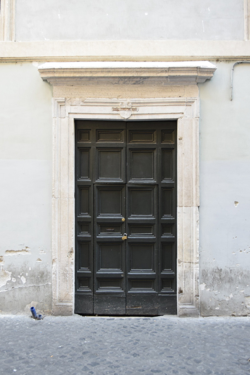 Via_dei_Vascellari-Chiesa_di_S_Andrea-Ingresso