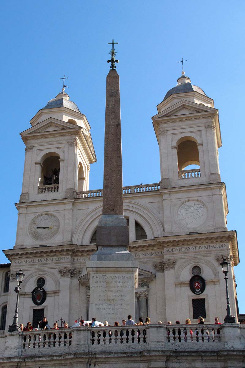 Trinita_dei_Monti-Obelisco (2)