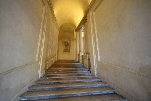 via_Quattro_Fontane-Palazzo_Barberini-Scalone