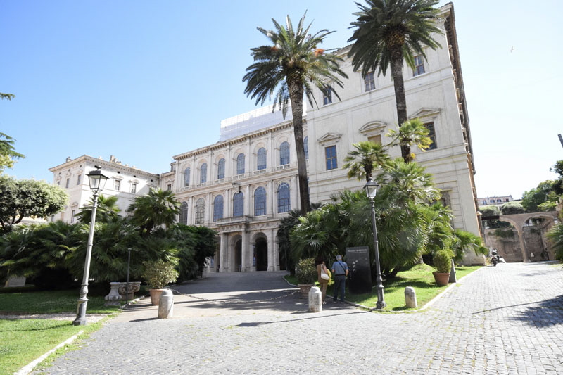 via_Quattro_Fontane-Palazzo_Barberini (3)