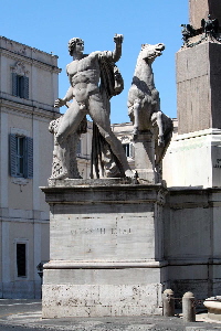 Piazza_del_Quirinale-Fontana