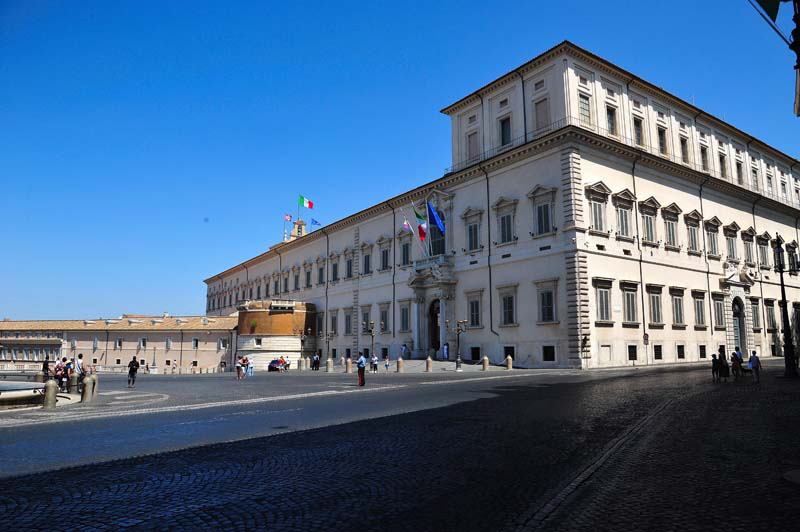 Piazza_del_Quirinale-Palazzo del Quirinale (4)