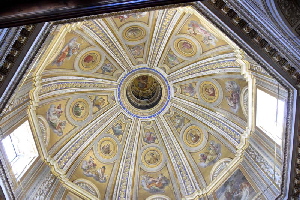 Piazza_della_Madonna_di_Loreto-Chiesa_omonima-Cupola