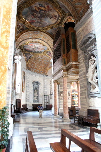 Via_del_Corso-Chiesa dei_SS_Ambrogio_e_Carlo-Navata_circolare