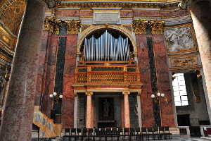 Via_del_Corso-Chiesa dei_SS_Ambrogio_e_Carlo-Organo