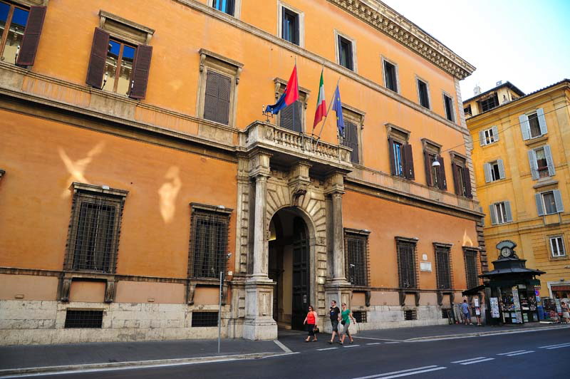 Via_del_Corso-Palazzo_Sciarra