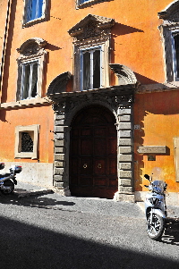 Via_della_Dataria-Palazzo_Testa_Piccolomini (3)